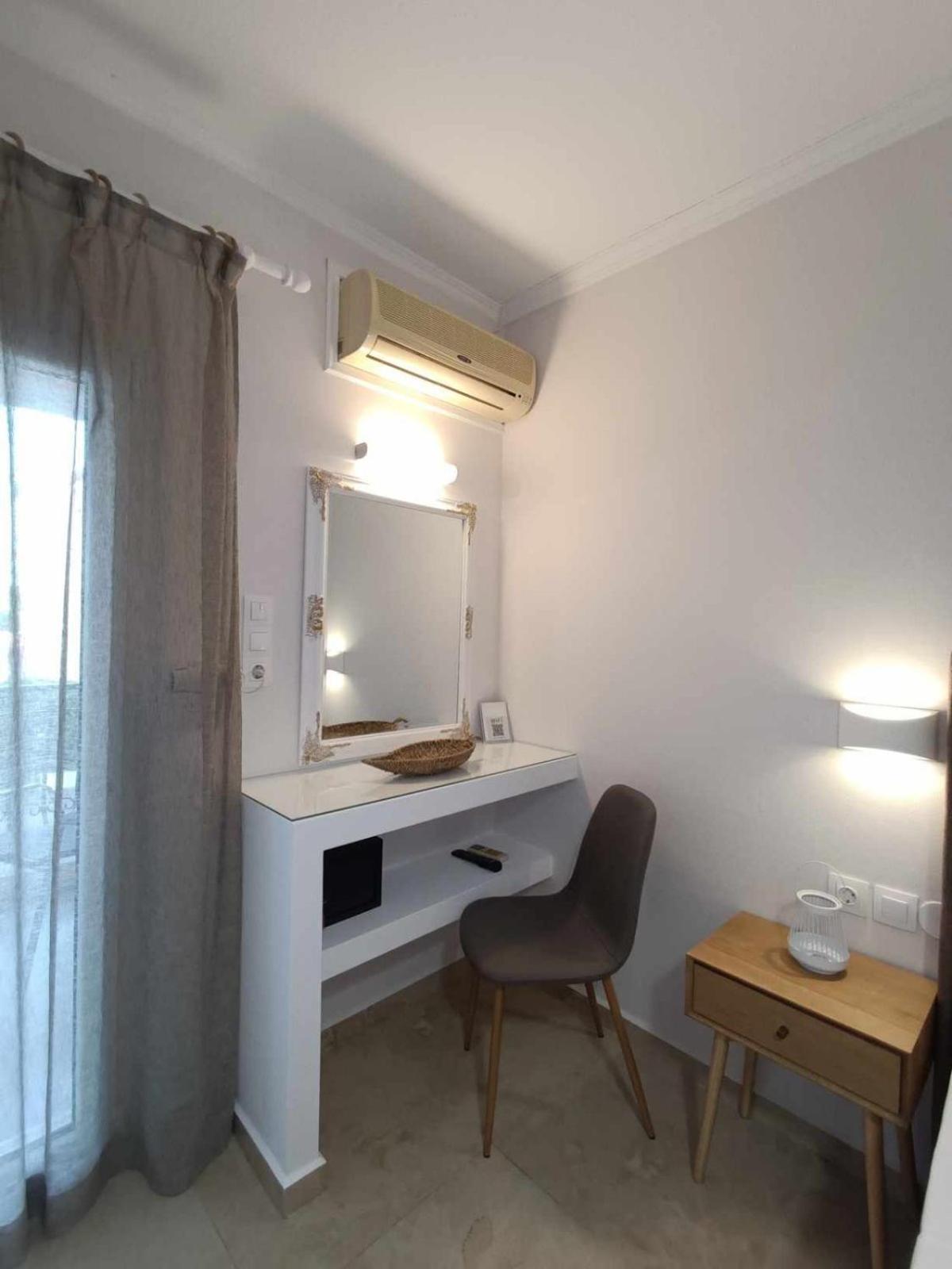 לגאנאס Roussa'S Apartments מראה חיצוני תמונה