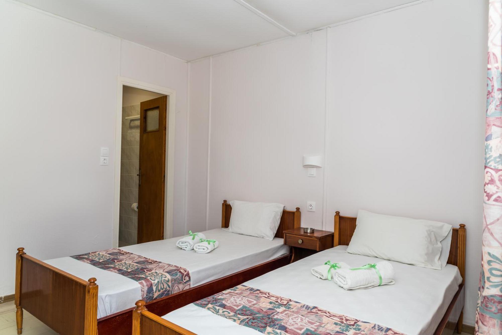 לגאנאס Roussa'S Apartments מראה חיצוני תמונה