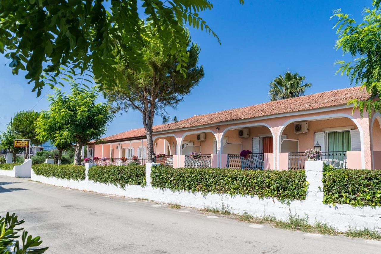 לגאנאס Roussa'S Apartments מראה חיצוני תמונה