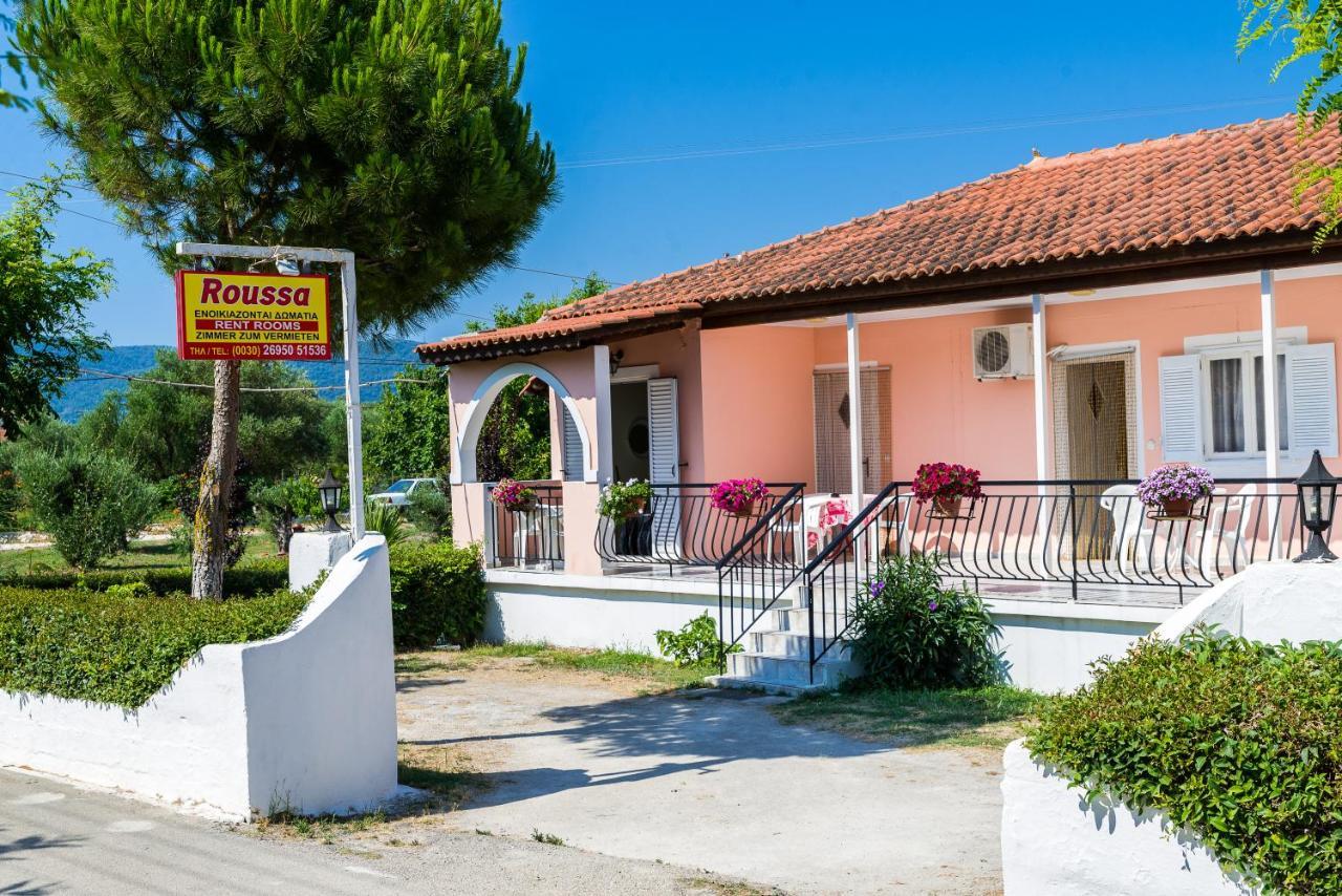 לגאנאס Roussa'S Apartments מראה חיצוני תמונה